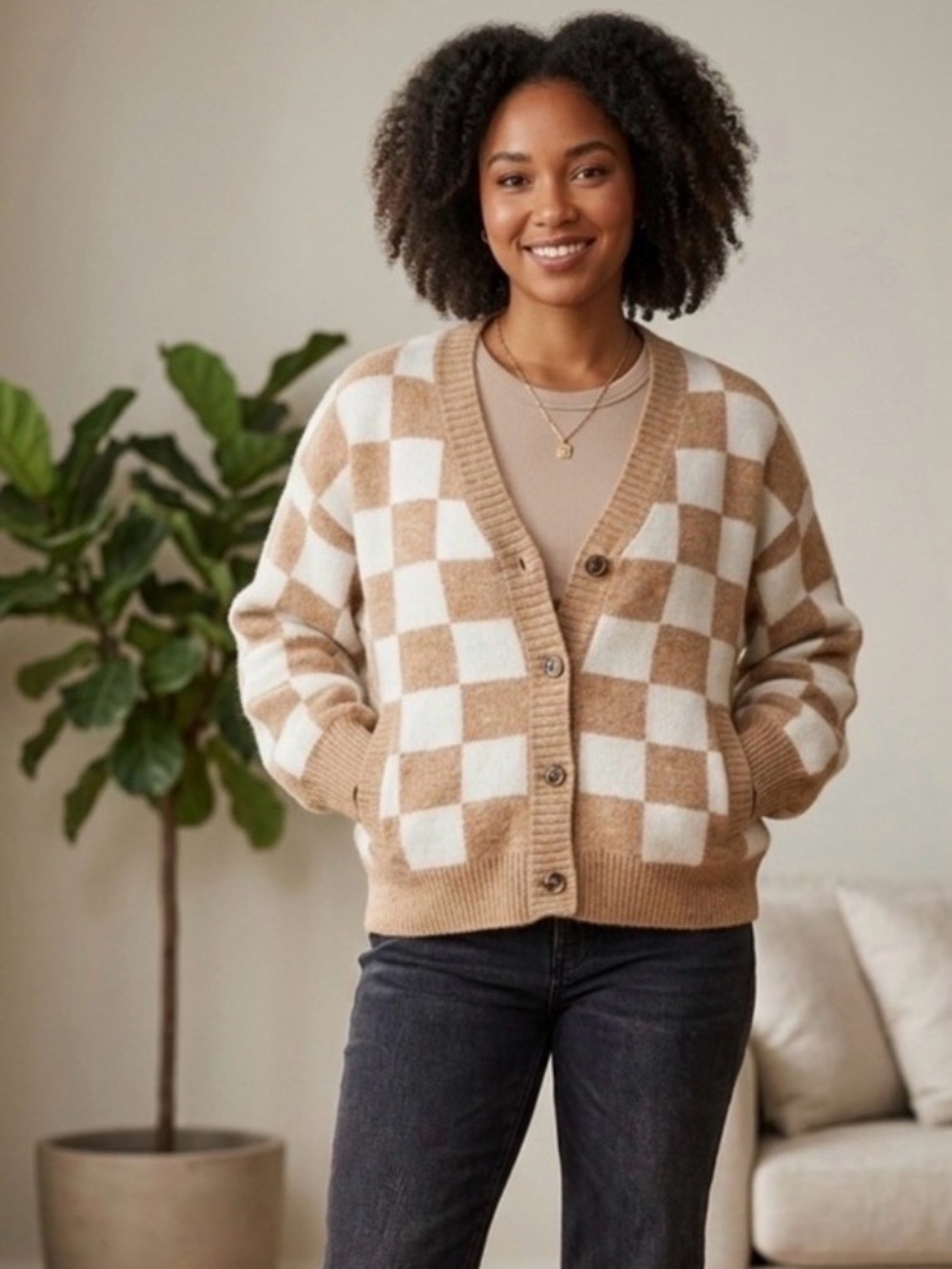 Listicle Beige & White Checkerboard Cardigan
